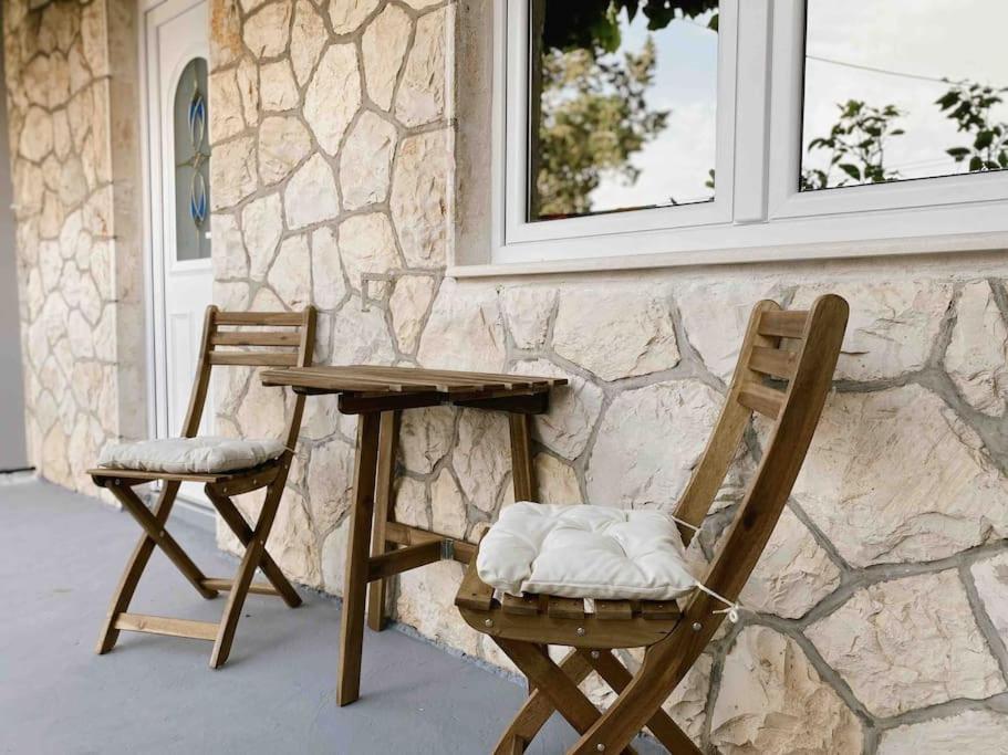 2Nd Hvar Home Apartments Hvar Town Buitenkant foto
